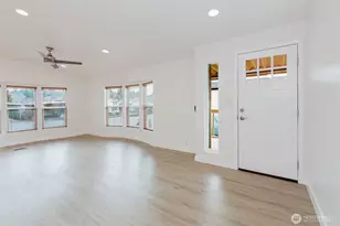 6897 Capricorn Ln NE, Bremerton, WA 98311 - Photo 7