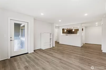 921 Westridge Way NE #407, Issaquah, WA 98029 - Photo 9