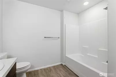 921 Westridge Way NE #407, Issaquah, WA 98029 - Photo 21