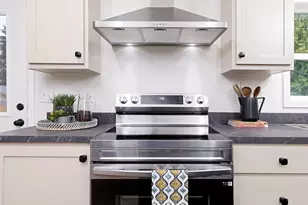 140 E Elk Pl, Shelton, WA 98584 - Photo 9