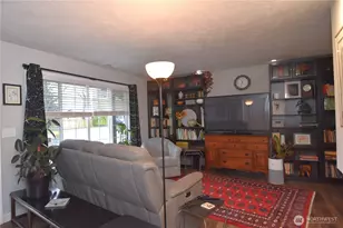 1304 Hillcrest Pkwy, Mount Vernon, WA 98274 - Photo 5