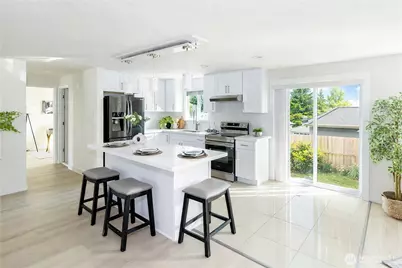 8304 42nd Place S, Seattle, WA 98118 - Photo 11