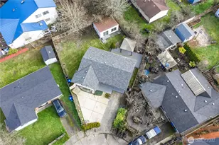 8304 42nd Pl S, Seattle, WA 98118 - Photo 31