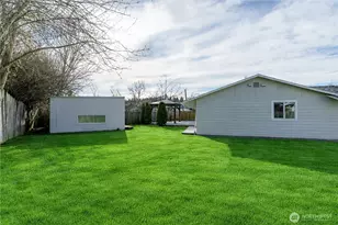 8304 42nd Pl S, Seattle, WA 98118 - Photo 25