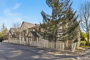 23420 SE Black Nugget Rd, Issaquah, WA 98029 - Photo 35