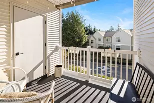 23420 SE Black Nugget Rd, Issaquah, WA 98029 - Photo 31