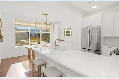 23420 SE Black Nugget Road #A204, Issaquah, WA 98029 - Photo 15