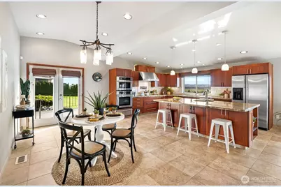 2004 Valley View Drive, Lake Stevens, WA 98258 - Photo 5