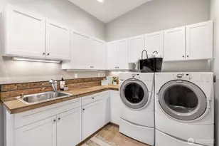 2004 Valley View Dr, Lake Stevens, WA 98258 - Photo 21