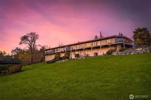 2004 Valley View Dr, Lake Stevens, WA 98258 - Photo 3