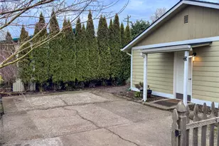 1215 W Plum St, Centralia, WA 98531 - Photo 13