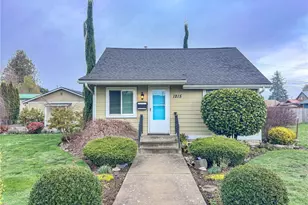 1215 W Plum St, Centralia, WA 98531 - Photo 1