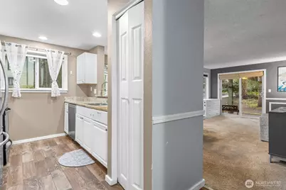 157 S 330th Street #A, Federal Way, WA 98003 - Photo 5