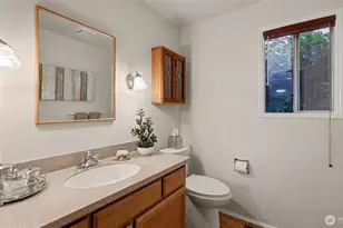 23915 SE 42nd Ct, Sammamish, WA 98029 - Photo 15