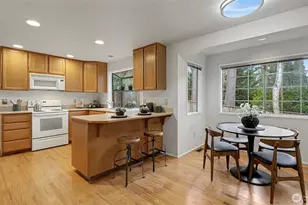 23915 SE 42nd Ct, Sammamish, WA 98029 - Photo 9