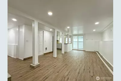 5214 Green Lake Way N, Seattle, WA 98103 - Photo 9