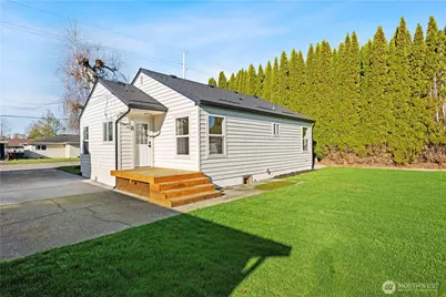 1802 Douglas Street, Mount Vernon, WA 98273 - Photo 17