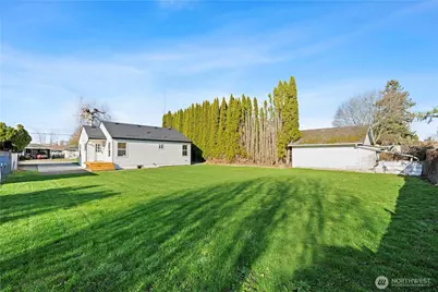 1802 Douglas Street, Mount Vernon, WA 98273 - Photo 21