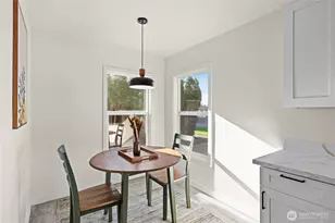 1802 Douglas St, Mount Vernon, WA 98273 - Photo 9