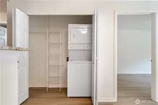 621 5th Ave N, Seattle, WA 98109 - Photo 13