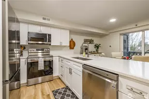 3939 10th Street SE, Puyallup, WA 98374 - Photo 1