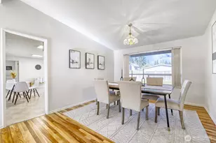 15704 Interlake Ave N, Shoreline, WA 98133 - Photo 5