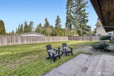 15704 Interlake Avenue N, Shoreline, WA 98133 - Photo 19
