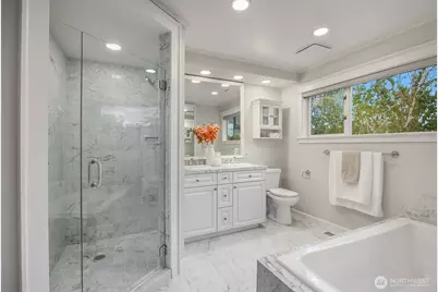 525 W Prospect Street #A, Seattle, WA 98119 - Photo 15