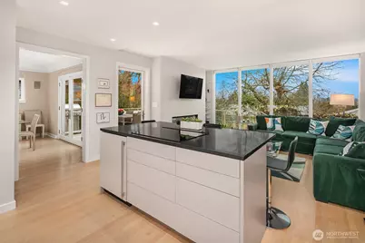 4721 45th Avenue NE, Seattle, WA 98105 - Photo 13