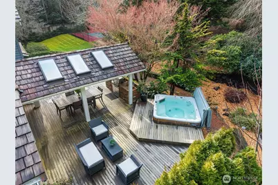 2641 262nd Place SE, Sammamish, WA 98075 - Photo 33