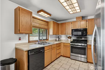 17907 37th Drive NE, Arlington, WA 98223 - Photo 7