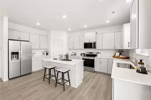 713 129th St E, Tacoma, WA 98445 - Photo 5