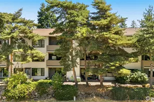 13611 NE 8th St, Bellevue, WA 98005 - Photo 1