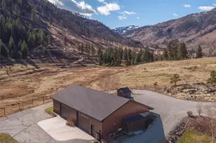 206 Mountain Lake Ln, Chelan, WA 98816 - Photo 3