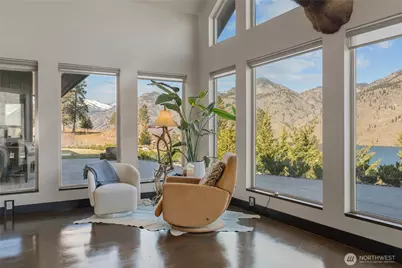 206 Mountain Lake Lane, Chelan, WA 98816 - Photo 7