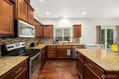 8206 42nd Street Ct W, University Place, WA 98466 - Photo 9