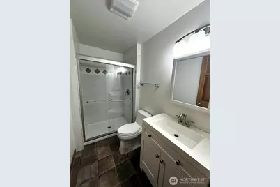 22467 NE 18th Street, Sammamish, WA 98074 - Photo 25