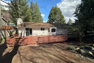 22467 NE 18th St, Sammamish, WA 98074 - Photo 11