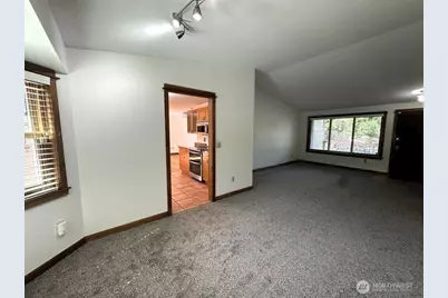 22467 NE 18th Street, Sammamish, WA 98074 - Photo 17