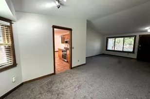 22467 NE 18th St, Sammamish, WA 98074 - Photo 17