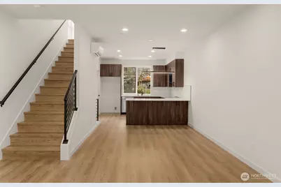 914 C 15th Avenue, Seattle, WA 98122 - Photo 11