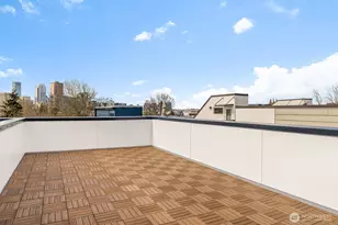 914 C 15th Ave, Seattle, WA 98122 - Photo 9