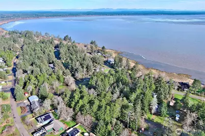 721 Chenois Avenue NE, Ocean Shores, WA 98569 - Photo 9