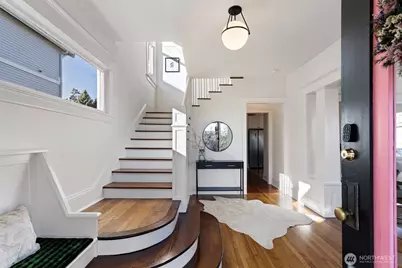 217 30th Avenue, Seattle, WA 98122 - Photo 3