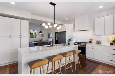 217 30th Avenue, Seattle, WA 98122 - Photo 9