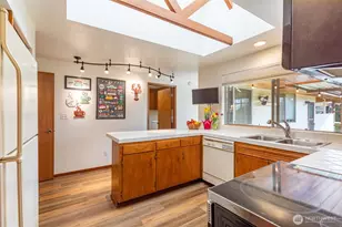 5430 91st St NE, Marysville, WA 98270 - Photo 11