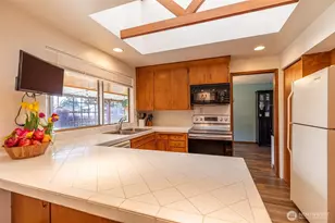 5430 91st St NE, Marysville, WA 98270 - Photo 9