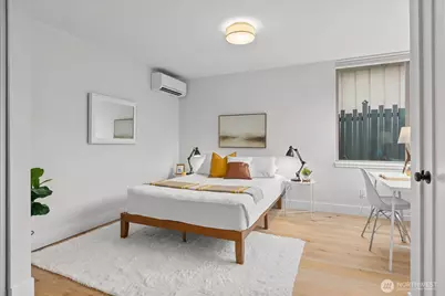 1612 California Avenue SW #B, Seattle, WA 98116 - Photo 3