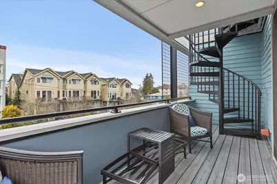 1612 California Avenue SW #B, Seattle, WA 98116 - Photo 29
