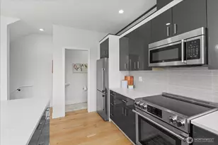 1612 California Ave SW, Seattle, WA 98116 - Photo 15